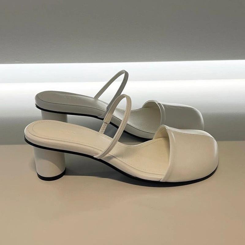 Half bag head and half slippers women s thick heel outer wear fashionable rear empty high heel slippers temperament sandals 35 червоний
Half bag head and half slippers women s thick heel outer wear fashionable rear empty high heel slippers temperament sandals 35 червоний