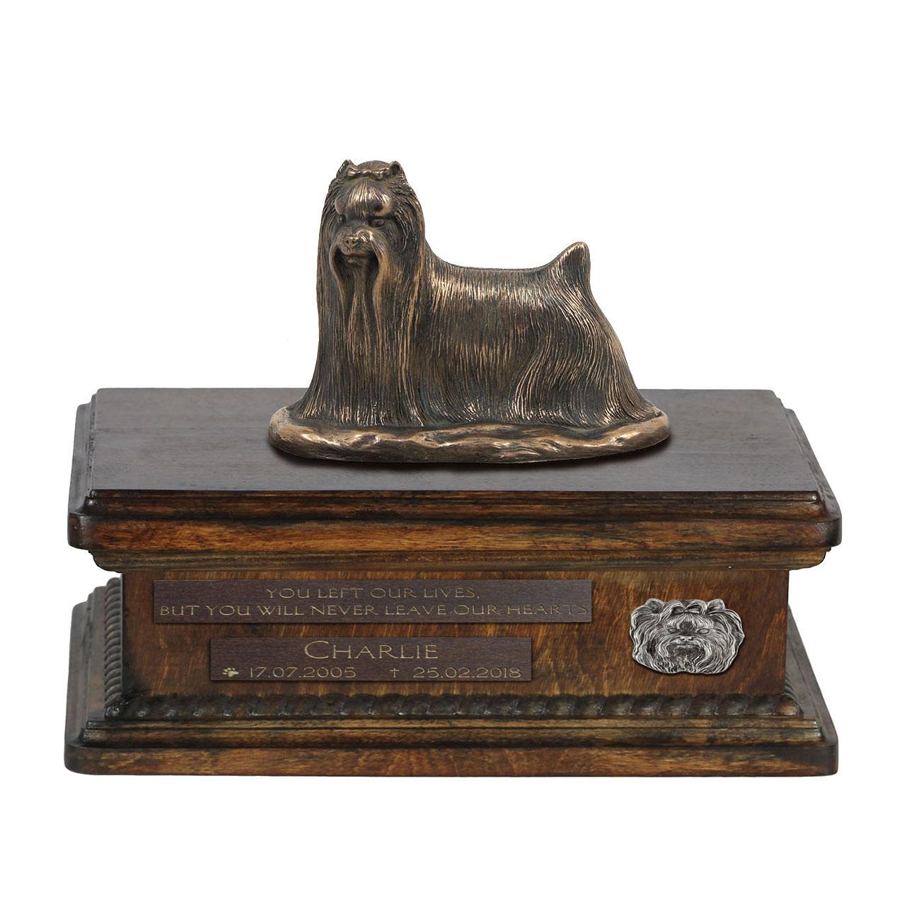 Yorkshire Terrier, Yorkie I - urn for dog ashes, personalized urn with a statue, wooden urn with a dog by Art-Dog brand коричневий
Yorkshire Terrier, Yorkie I - urn for dog ashes, personalized urn with a statue, wooden urn with a dog by Art-Dog brand коричневий
