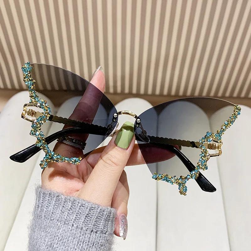 Fashion Y2K Vintage Oversized Diamond Butterfly Sunglasses ladies Rimless Sun Glasses Punk Luxury Designer Eyeglasses UV400 for daily use W141173WW-
Fashion Y2K Vintage Oversized Diamond Butterfly Sunglasses ladies Rimless Sun Glasses Punk Luxury Designer Eyeglasses UV400 for daily use W141173WW-