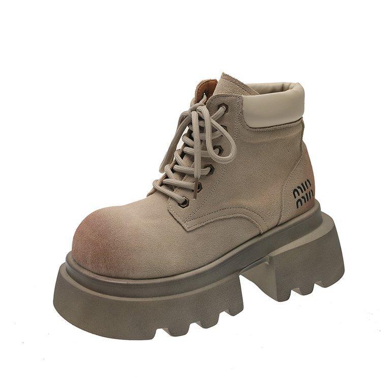 Сапоги с толстой подошвой 7 см, модные и удобные женские сапоги из ревеня, осенние короткие байкерские сапоги с мягкой подошвой 40 бежевый
Сапоги с толстой подошвой 7 см, модные и удобные женские сапоги из ревеня, осенние короткие байкерские сапоги с мягкой подошвой 40 бежевый