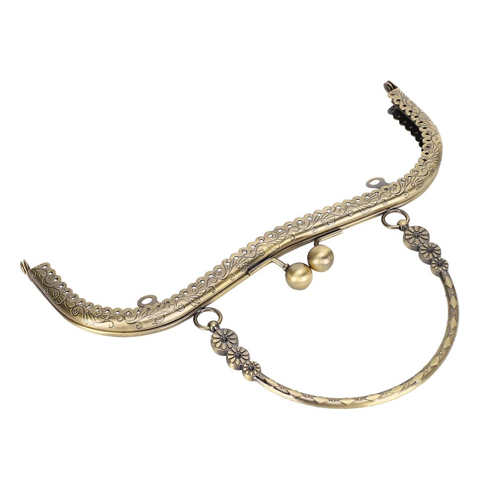 Сумочка Рамка Портной Аксессуары М-образный тисненый ручной пул 20.5 см с формой цветка
Сумочка Рамка Портной Аксессуары М-образный тисненый ручной пул 20.5 см с формой цветка