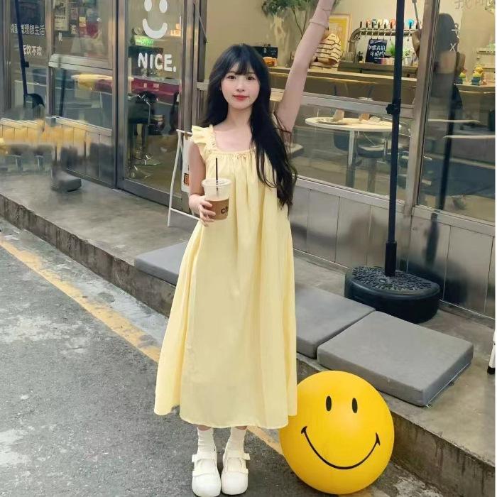Milk fufu yellow dress women s new French square collar small wear medium and long sleeveless suspender skirt S жёлтый
Milk fufu yellow dress women s new French square collar small wear medium and long sleeveless suspender skirt S жёлтый