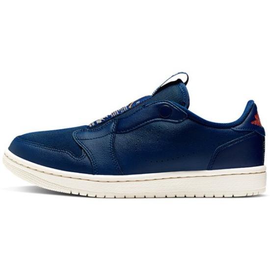 Jordan 1 Low Slip 2019 Blue Void - AV3918-408 EU 37.5 синий
Jordan 1 Low Slip 2019 Blue Void - AV3918-408 EU 37.5 синий