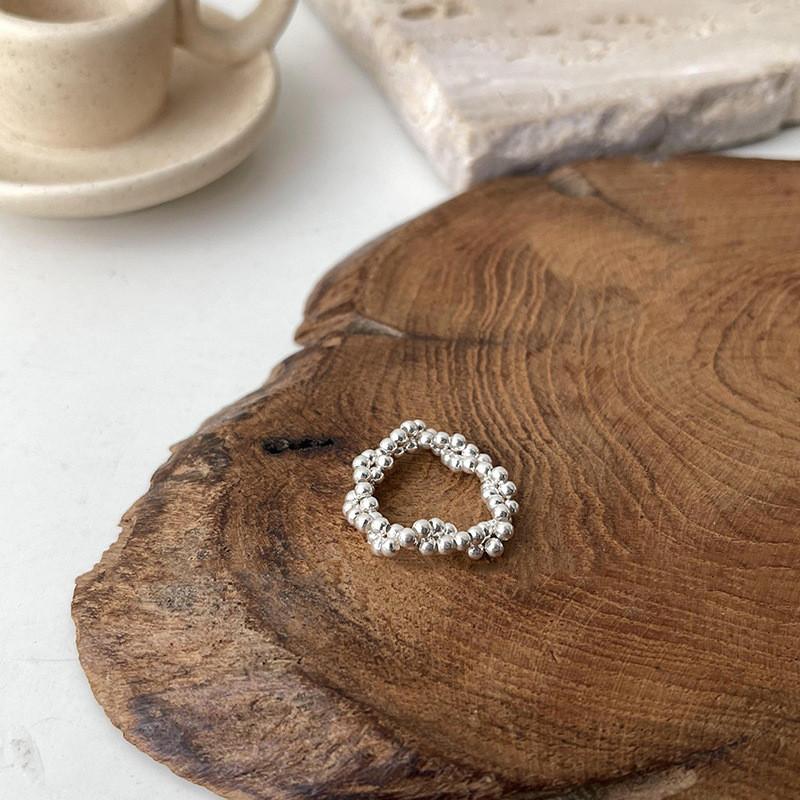 Sophisticated Copper Ring For Women With Artistic Geometric Design For Enthusiasts Fashion
Sophisticated Copper Ring For Women With Artistic Geometric Design For Enthusiasts Fashion