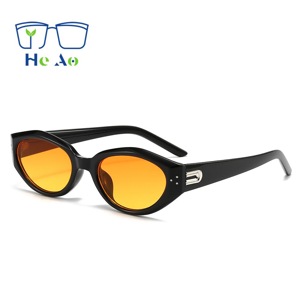 GM Retro Cat-Eye Sunglasses for Men & Women: Stylish Small Frame Slimming Design. Non-Polarized
GM Retro Cat-Eye Sunglasses for Men & Women: Stylish Small Frame Slimming Design. Non-Polarized