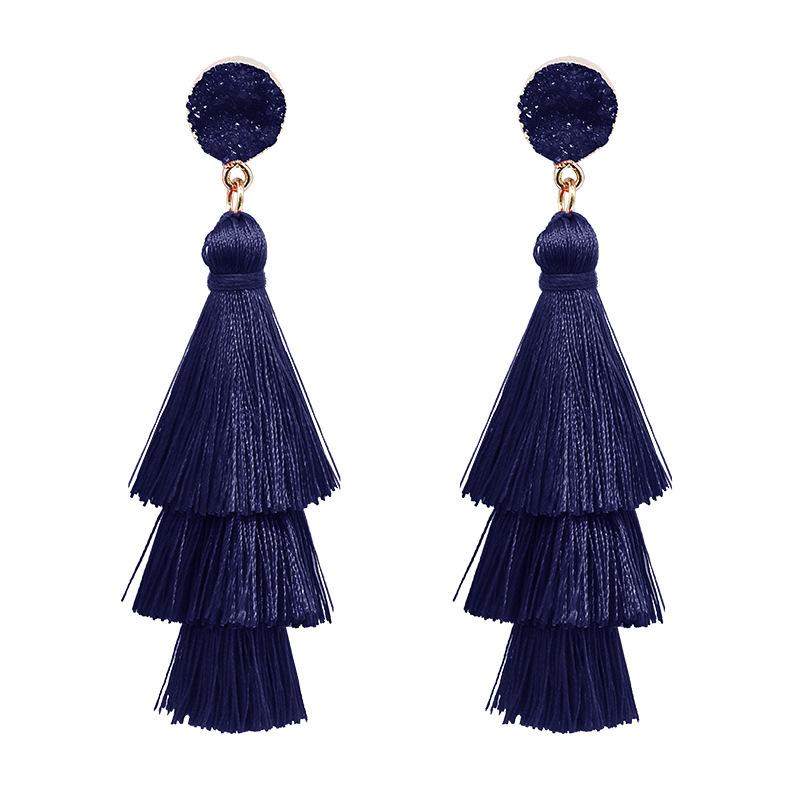 Fashion long multi-layer fringed earrings, simple temperament, Bosnian style earrings, women s batch темно-синього кольору
Fashion long multi-layer fringed earrings, simple temperament, Bosnian style earrings, women s batch темно-синього кольору