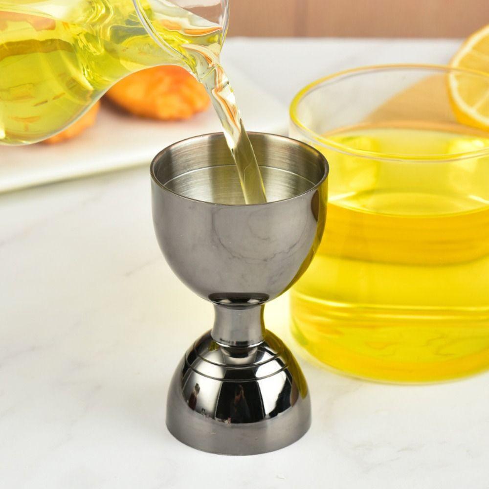 Инструменты бармена Bell Jiggers. 1 унция 2 унции измерения джиггера внутри двойного чеканщика
Инструменты бармена Bell Jiggers. 1 унция 2 унции измерения джиггера внутри двойного чеканщика