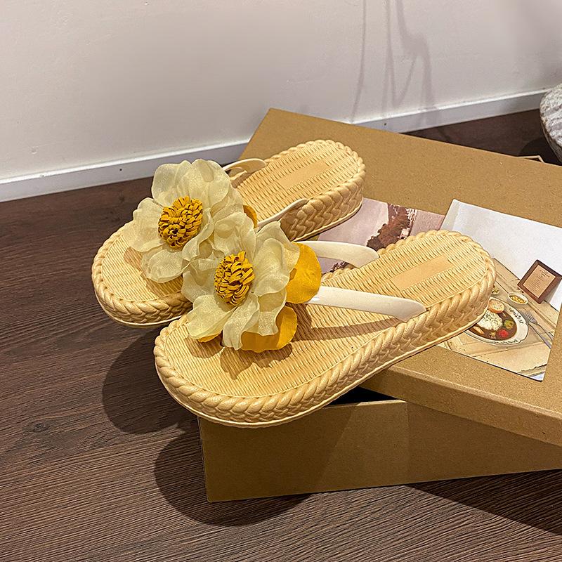 Women s 3D Floral Flat Sandals Boho Braided Flower Flip Flops Lightweight Slide Shoes Summer Non-Slip Slippers Open Toe Beach Dress Shoes for Women 40/41
Women s 3D Floral Flat Sandals Boho Braided Flower Flip Flops Lightweight Slide Shoes Summer Non-Slip Slippers Open Toe Beach Dress Shoes for Women 40/41