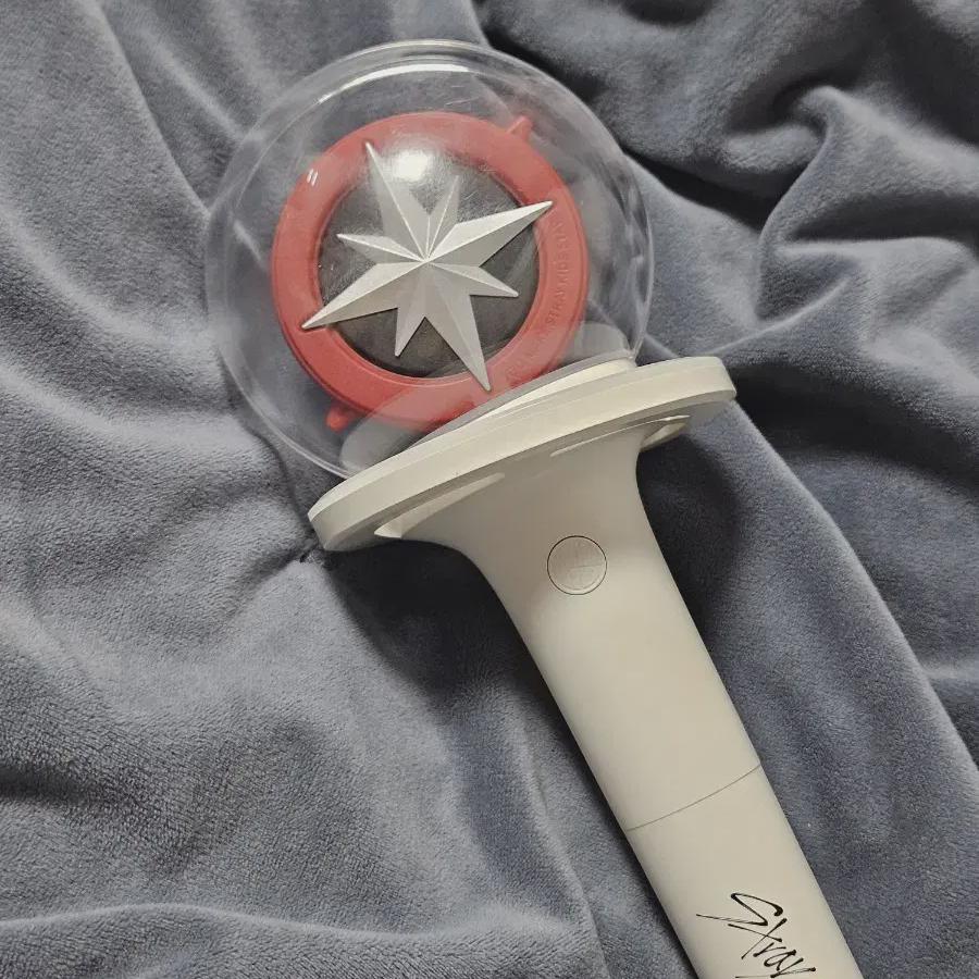 Палочка поддержки Stray Kids Compass Stick Версия 2
Палочка поддержки Stray Kids Compass Stick Версия 2