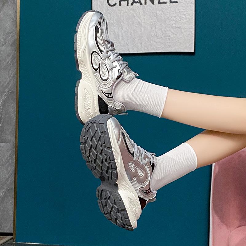Summer new breathable dad shoes for women is student casual shoes for women platform running shoes for women 35 білий
Summer new breathable dad shoes for women is student casual shoes for women platform running shoes for women 35 білий