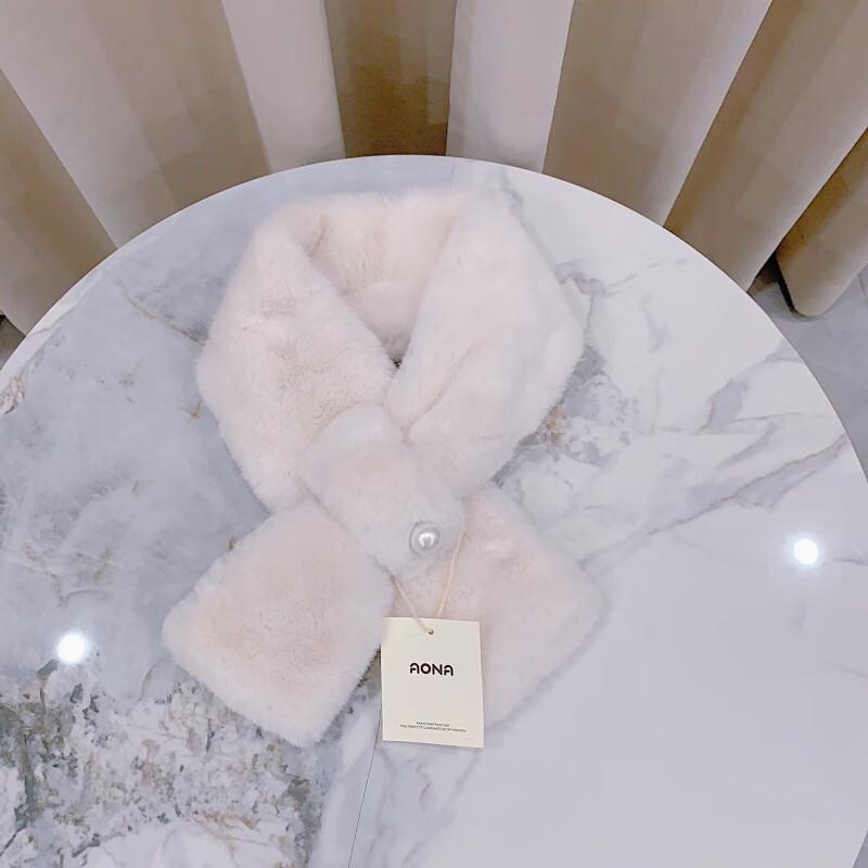 JAYNE B FAN Women s Faux Mink Pearl Winter Scarf
JAYNE B FAN Women s Faux Mink Pearl Winter Scarf