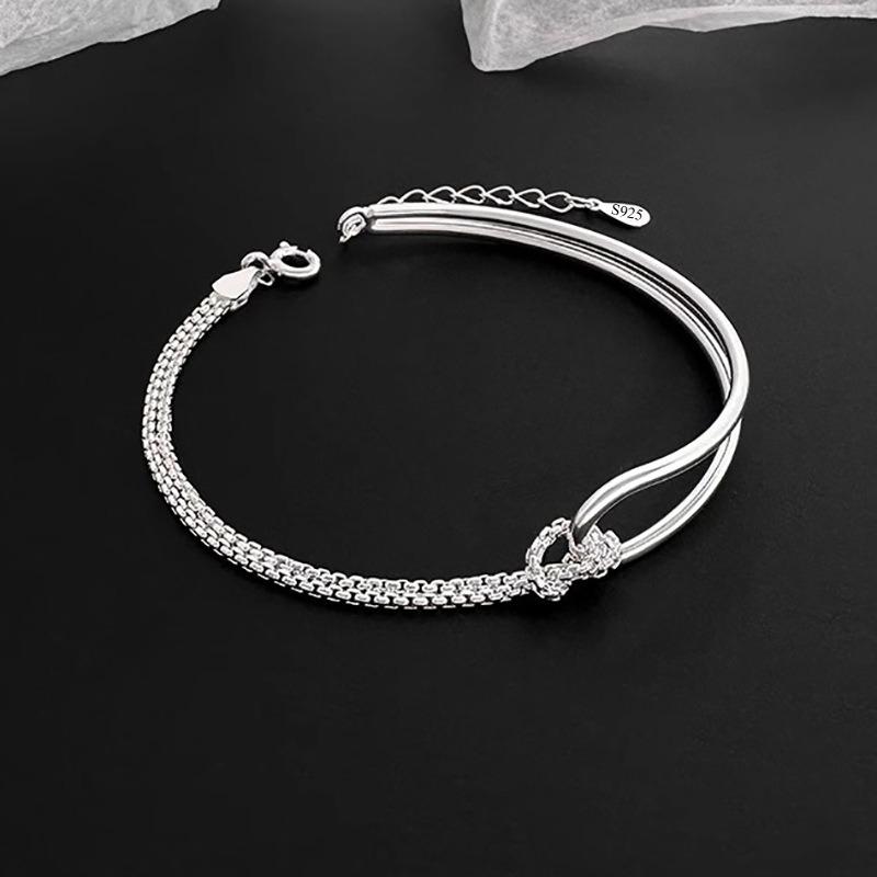 925 Silver Double Layered Knotted Bracelet for Women Fashion Vintage Designer Geometric Chain Bracelet Jewelry Gifts Silver Plated
925 Silver Double Layered Knotted Bracelet for Women Fashion Vintage Designer Geometric Chain Bracelet Jewelry Gifts Silver Plated