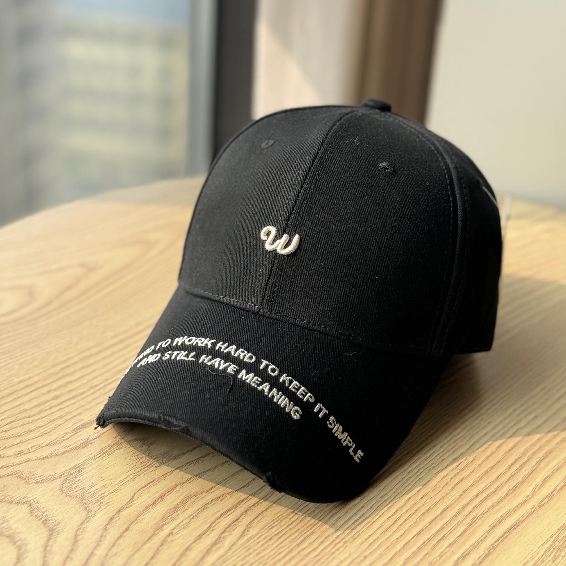 Korean-style women s cap with embroidered letters, hard-brimmed baseball cap, trendy and versatile, casual student cap, suitable for spring and Adult54-60Adjustable чёрный
Korean-style women s cap with embroidered letters, hard-brimmed baseball cap, trendy and versatile, casual student cap, suitable for spring and Adult54-60Adjustable чёрный