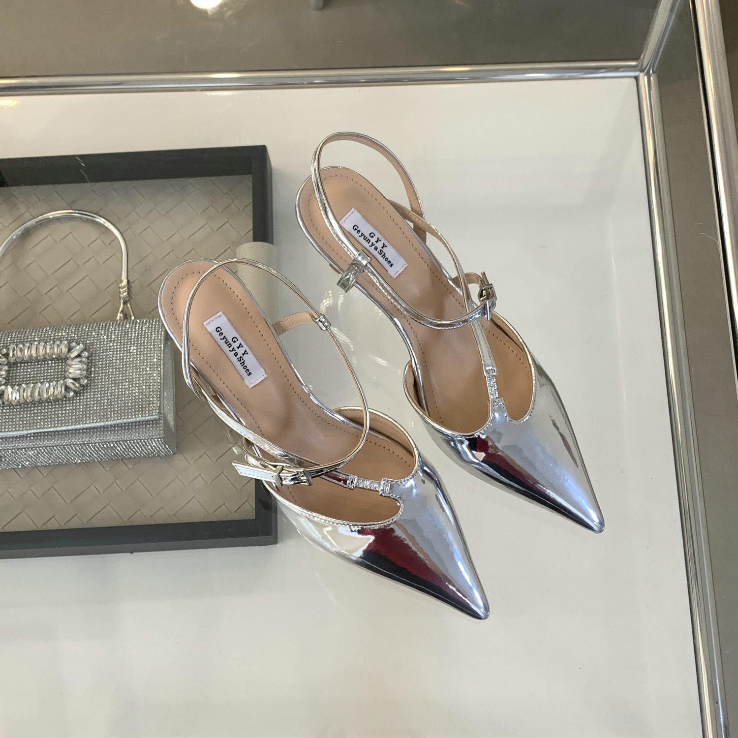 Fashion Heels New Fine Heel Pointy One Line Buckle Sandals Fashion All-Match Bag Head Pointy 40
Fashion Heels New Fine Heel Pointy One Line Buckle Sandals Fashion All-Match Bag Head Pointy 40