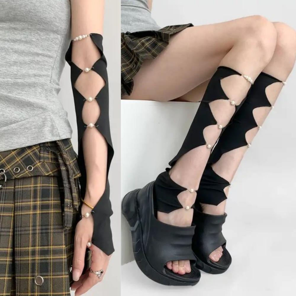 Cool Pearl Half Finger Arm Cover Thin Hollowed Calf Sleeve Fashion Black Punk Arm Sleeves Summer
Cool Pearl Half Finger Arm Cover Thin Hollowed Calf Sleeve Fashion Black Punk Arm Sleeves Summer