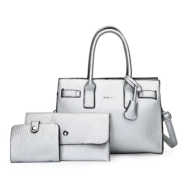 Retro Style Shoulder Bag Girls High Sense Fashion Versatile Women Small Square Bag серебряный
Retro Style Shoulder Bag Girls High Sense Fashion Versatile Women Small Square Bag серебряный