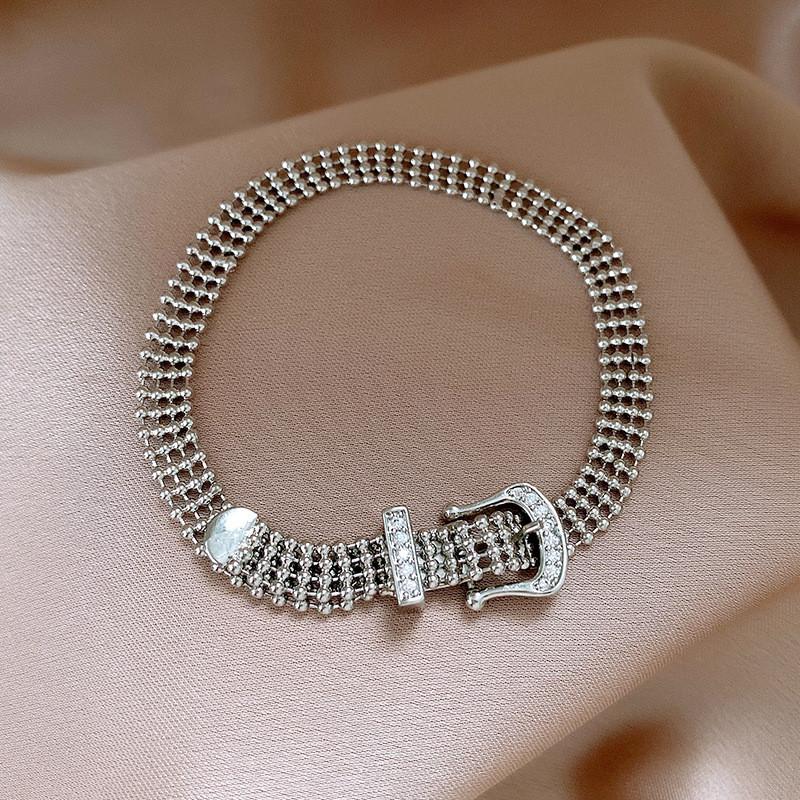 Titanium Steel Minimalist Geometric Cuff Bracelet With Zircon Stone For Women срібний
Titanium Steel Minimalist Geometric Cuff Bracelet With Zircon Stone For Women срібний