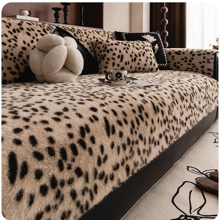 NEW Advanced Leopard Print Sofa Cushion with Thickened Anti Slip Straight Row Seat Cushion Released in Autumn and Winter Sand 70x70cm
NEW Advanced Leopard Print Sofa Cushion with Thickened Anti Slip Straight Row Seat Cushion Released in Autumn and Winter Sand 70x70cm