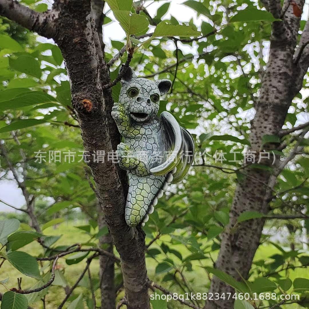 Cute dragon statue wall decoration, outdoor hanging animal statue, garden porch tree, resin climbing wall decoration белый
Cute dragon statue wall decoration, outdoor hanging animal statue, garden porch tree, resin climbing wall decoration белый