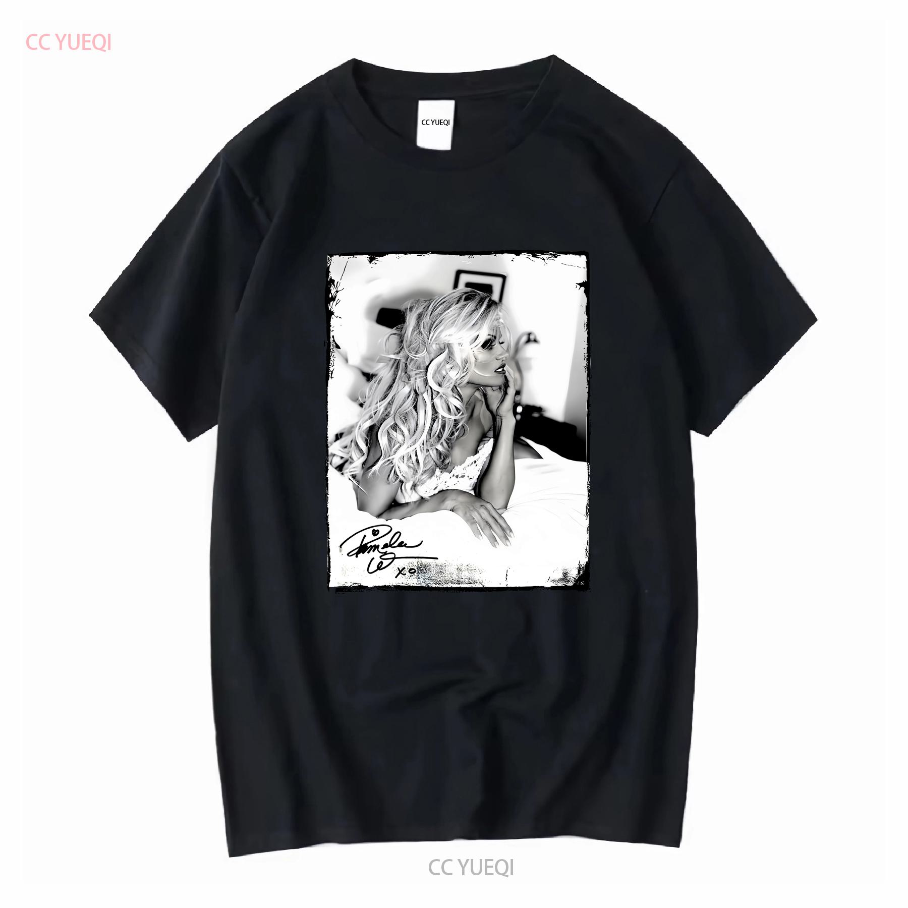 Retro Photo PAMELA ANDERSON SIGNATURE T Shirt Classic White S 5XL UT vintage Washed Unisex Soft Breathable Stretched fashion 4XL
Retro Photo PAMELA ANDERSON SIGNATURE T Shirt Classic White S 5XL UT vintage Washed Unisex Soft Breathable Stretched fashion 4XL