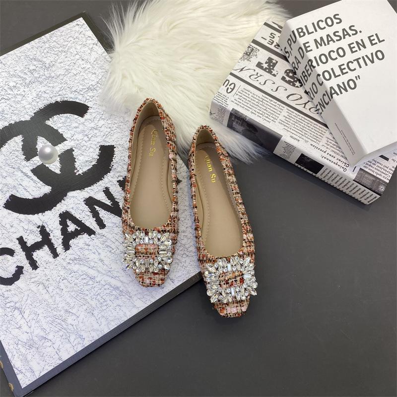 Flat bottom square buckle rhinestone black single shoes women s shoes 2025 new spring, autumn and winter French small fragrant gentle evening shoes 39 червоний
Flat bottom square buckle rhinestone black single shoes women s shoes 2025 new spring, autumn and winter French small fragrant gentle evening shoes 39 червоний