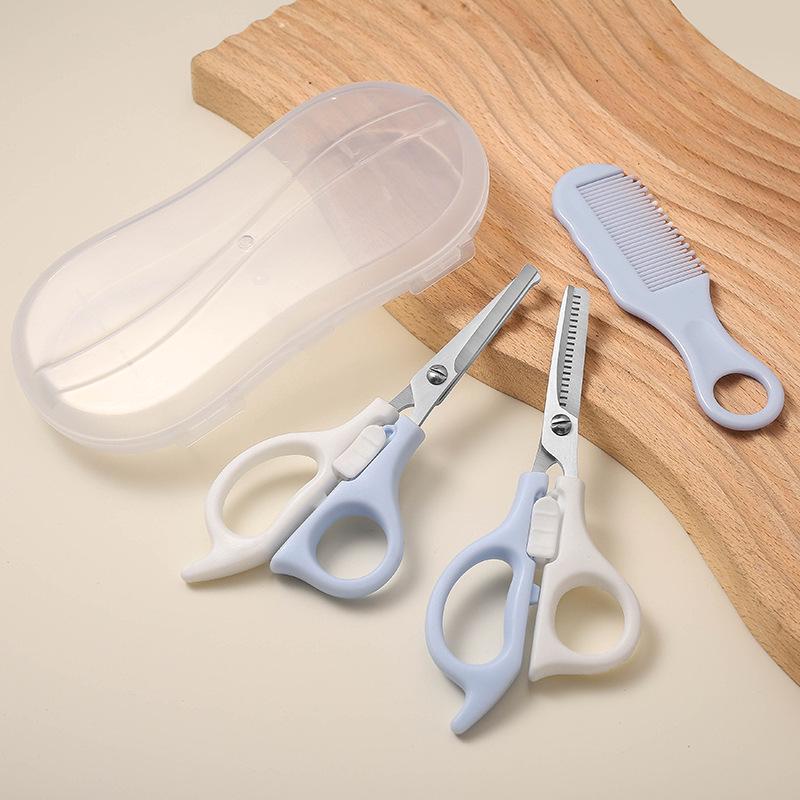 Набор детских ножниц для стрижки волос - Включает парикмахерские и филировочные ножницы
Набор детских ножниц для стрижки волос - Включает парикмахерские и филировочные ножницы