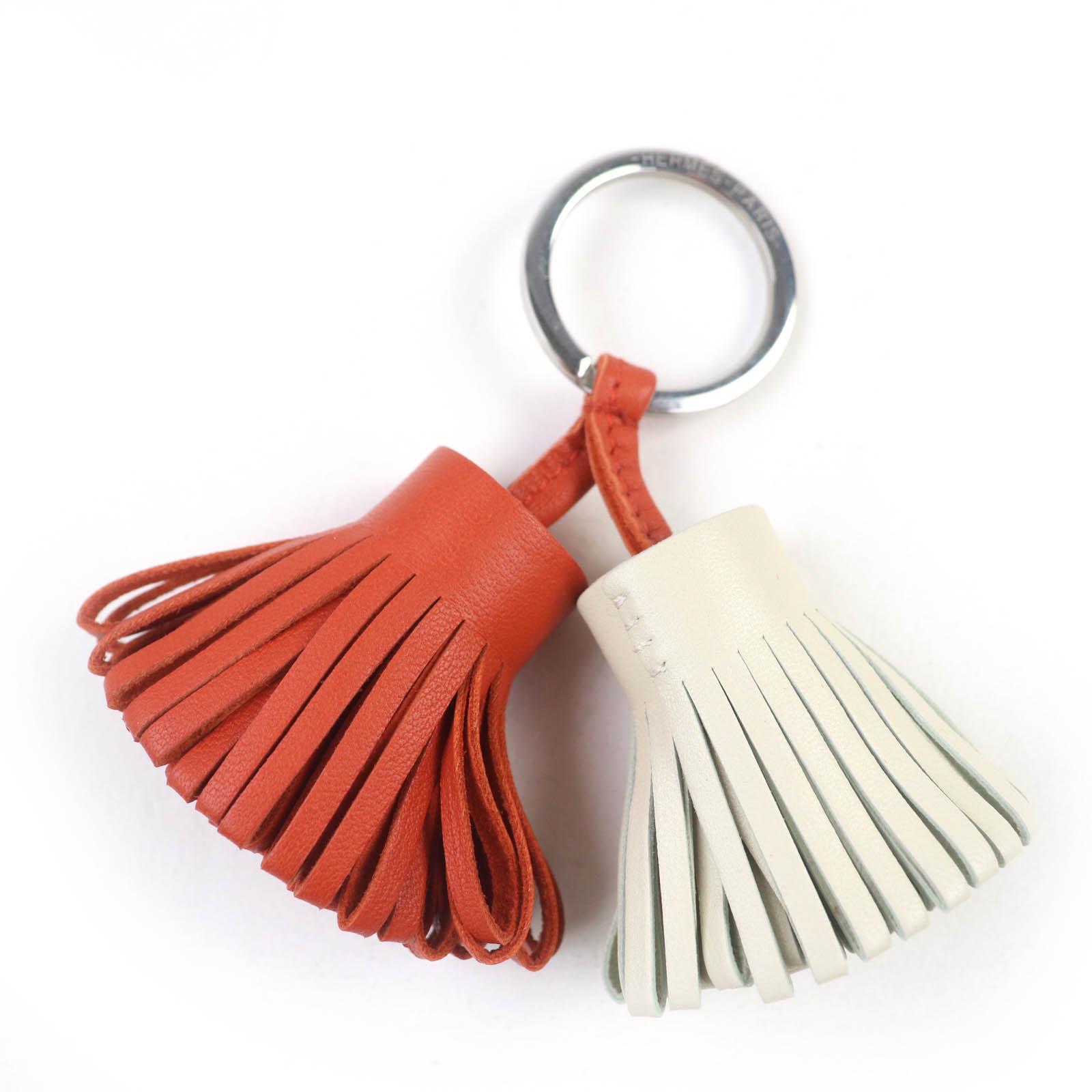 Excellent HERMES Bag charm Carmen Unodos Key ring key ring Anyo Miro Women Used
Excellent HERMES Bag charm Carmen Unodos Key ring key ring Anyo Miro Women Used