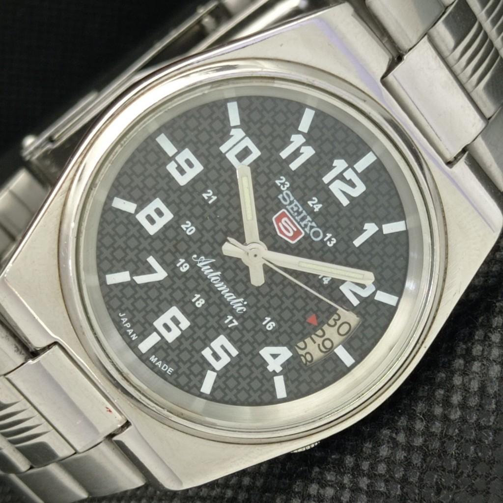Б/У винтажные мужские часы SEIKO 5 AUTO 7006A JAPAN MENS DATE BLACK WATCH 604-a314025-9 SKU604-a314025
Б/У винтажные мужские часы SEIKO 5 AUTO 7006A JAPAN MENS DATE BLACK WATCH 604-a314025-9 SKU604-a314025