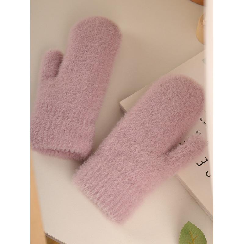 Student gloves men s and women s winter mink velvet cute men s finger bag finger thickened velvet warm couple adult One Size
Student gloves men s and women s winter mink velvet cute men s finger bag finger thickened velvet warm couple adult One Size