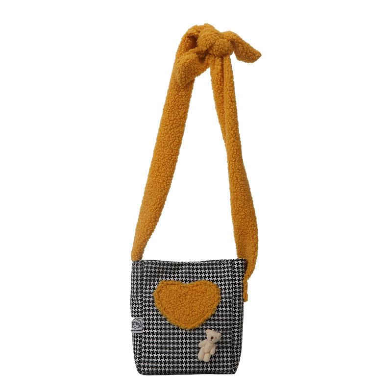 Adorable Bear Kids Crossbody Bag Retro Plaid Cute Heart Pattern For Boys And Girls жовтий
Adorable Bear Kids Crossbody Bag Retro Plaid Cute Heart Pattern For Boys And Girls жовтий