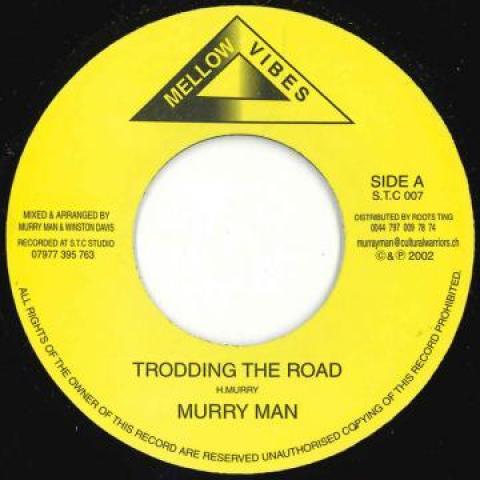 7inch Record MURRY MAN - Trodding The Road / Trodding Dub STC007 Mellow Vibes 2002 UK Reggae, Ska & Dub
7inch Record MURRY MAN - Trodding The Road / Trodding Dub STC007 Mellow Vibes 2002 UK Reggae, Ska & Dub