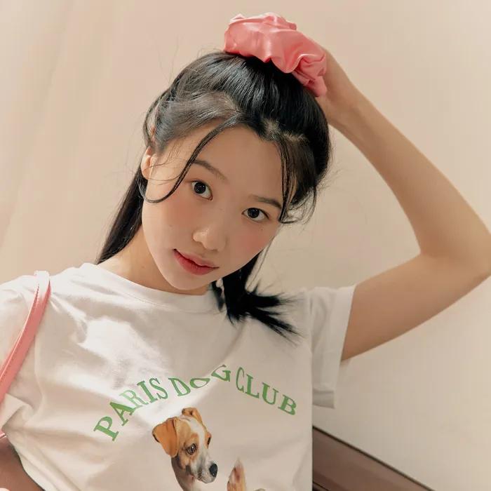 Экологичный веганский бальзам для губ Jeju Aewol lip balm_Camellia Dongbaek
Экологичный веганский бальзам для губ Jeju Aewol lip balm_Camellia Dongbaek