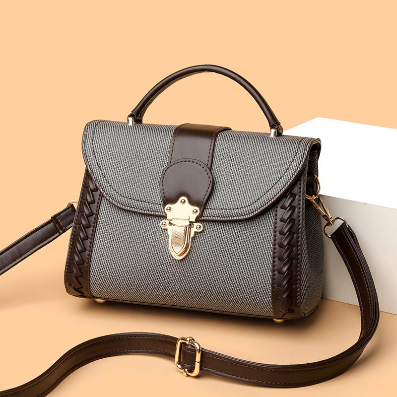 2025 new bag women s handbag fashion one shoulder crossbody versatile women s small square bag серый
2025 new bag women s handbag fashion one shoulder crossbody versatile women s small square bag серый