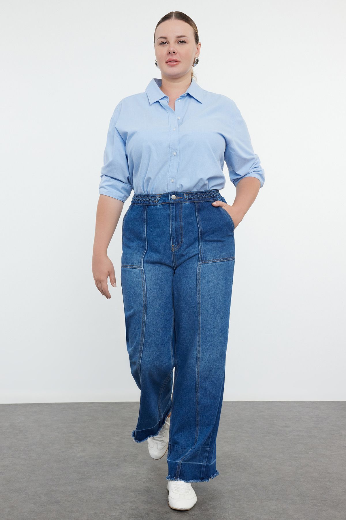 Women s Plus Size Jeans Blue High Waist Belt Knit Detailed Wide Leg Plus Size Jenas XL
Women s Plus Size Jeans Blue High Waist Belt Knit Detailed Wide Leg Plus Size Jenas XL