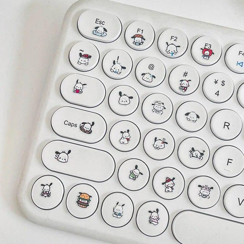 Kawaii Sanrio Pochacco мультфильм Diy клавиатура сотового телефона Ipad наклейка клейкая водонепроницаемая ультратонкая цифровая декоративная наклейка
Kawaii Sanrio Pochacco мультфильм Diy клавиатура сотового телефона Ipad наклейка клейкая водонепроницаемая ультратонкая цифровая декоративная наклейка