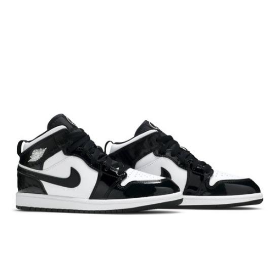 Air Jordan 1 Mid SE PS All Star 2021 DD2194-001 EU 35 чорний
Air Jordan 1 Mid SE PS All Star 2021 DD2194-001 EU 35 чорний