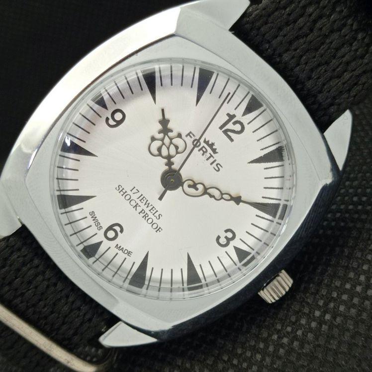 REFURBISHED FORTIS WINDING SWISS MENS WRIST SILVER DIAL WATCH 622b-a416670-2 lot622b-a416670
REFURBISHED FORTIS WINDING SWISS MENS WRIST SILVER DIAL WATCH 622b-a416670-2 lot622b-a416670