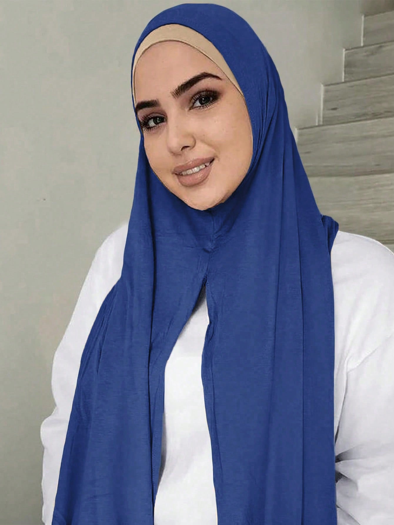 Solid Jersey Modal Hijab Instant Hijab Scarf For Woman Muslim Hijab Shawls Ladies Long Wraps Ethnic Islamic Headband 170*85Cm
Solid Jersey Modal Hijab Instant Hijab Scarf For Woman Muslim Hijab Shawls Ladies Long Wraps Ethnic Islamic Headband 170*85Cm