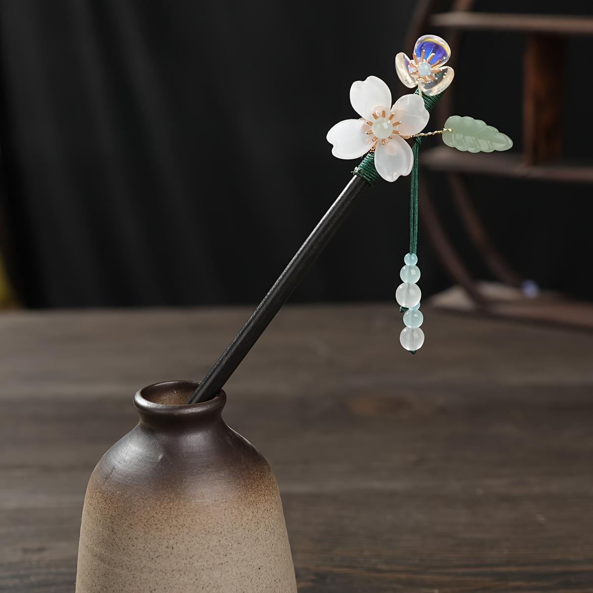 New Chinese Style Elegant Ancient Style Flower Women s Braided Hair Wooden Hairpin Banquet Party Dress Cheongsam with Headwear
New Chinese Style Elegant Ancient Style Flower Women s Braided Hair Wooden Hairpin Banquet Party Dress Cheongsam with Headwear