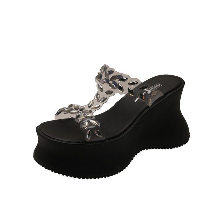 Rhinestone thick-soled cool slippers women s summer outer wear fashion and high sense 2025 new popular small height women s shoes 39 чёрный
Rhinestone thick-soled cool slippers women s summer outer wear fashion and high sense 2025 new popular small height women s shoes 39 чёрный