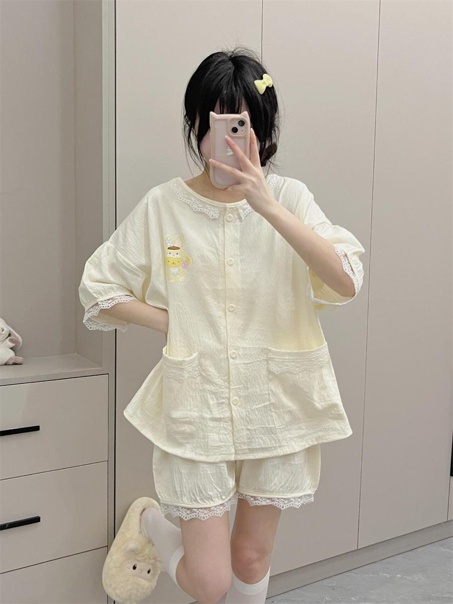 Japanese sweet pudding dog pajamas women s summer short-sleeved shorts lace two-piece set can be worn outside loungewear S
Japanese sweet pudding dog pajamas women s summer short-sleeved shorts lace two-piece set can be worn outside loungewear S