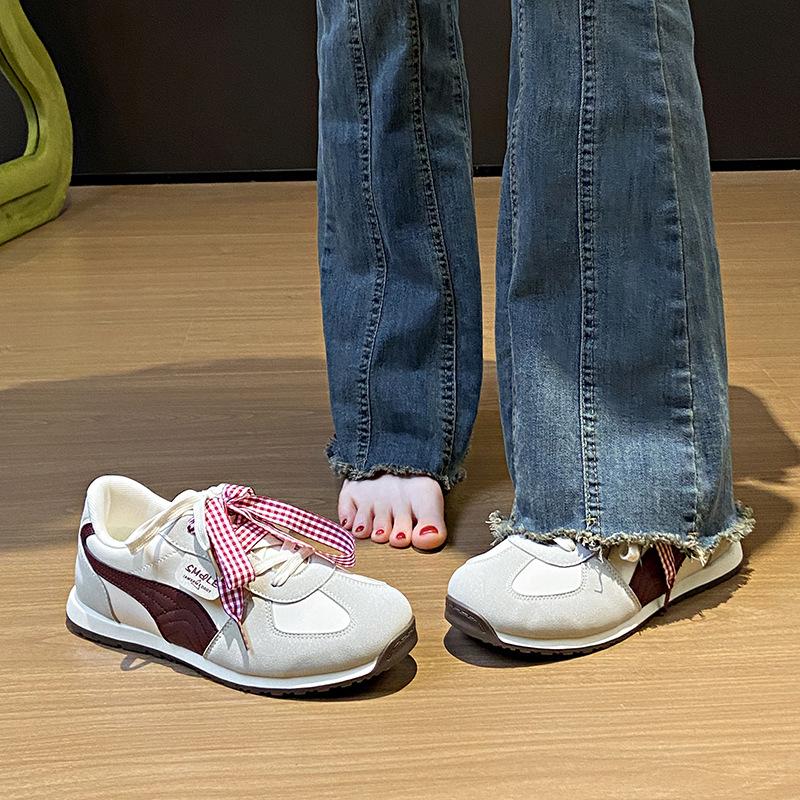 Little white shoes women s spring new Forrest Gump female student leisure sports versatile board shoes 35 чёрный
Little white shoes women s spring new Forrest Gump female student leisure sports versatile board shoes 35 чёрный