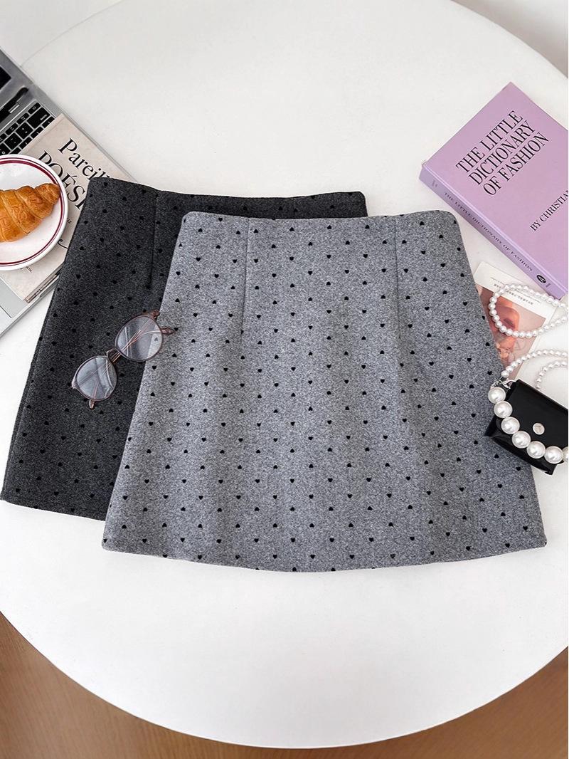 Sweet Heart Print High-Waisted Slimming Woolen A-Line Skirt XS темно-сірий
Sweet Heart Print High-Waisted Slimming Woolen A-Line Skirt XS темно-сірий