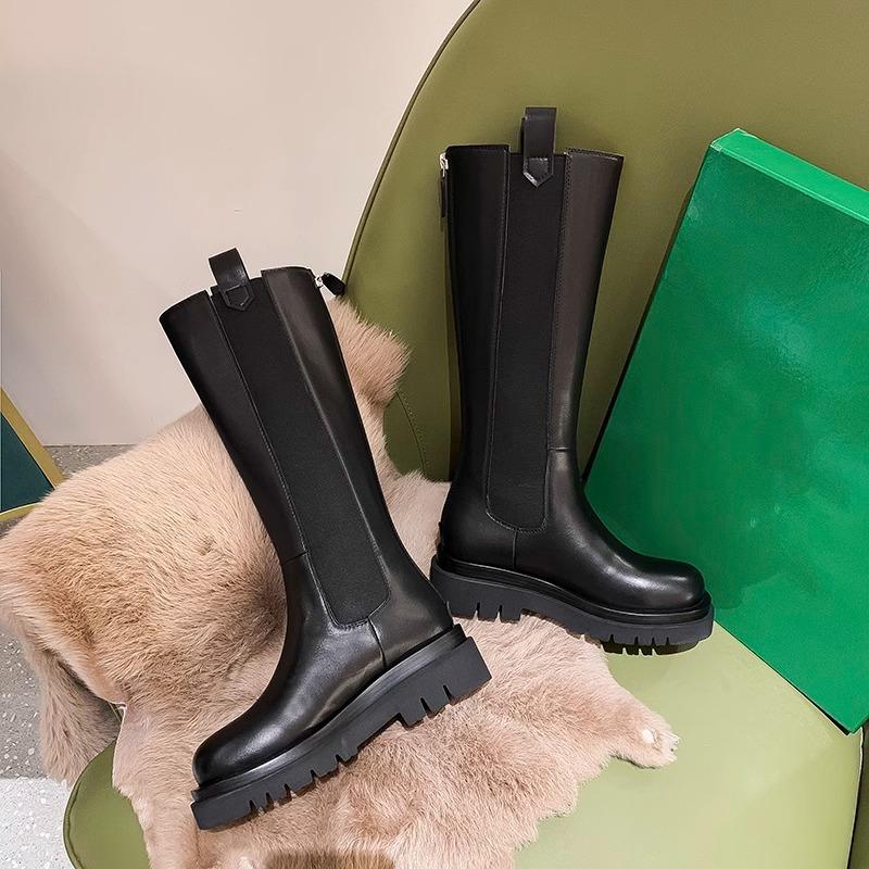 New long boots velvet women s winter snow boots women s fur integrated thickened long boots warm high boots 40
New long boots velvet women s winter snow boots women s fur integrated thickened long boots warm high boots 40