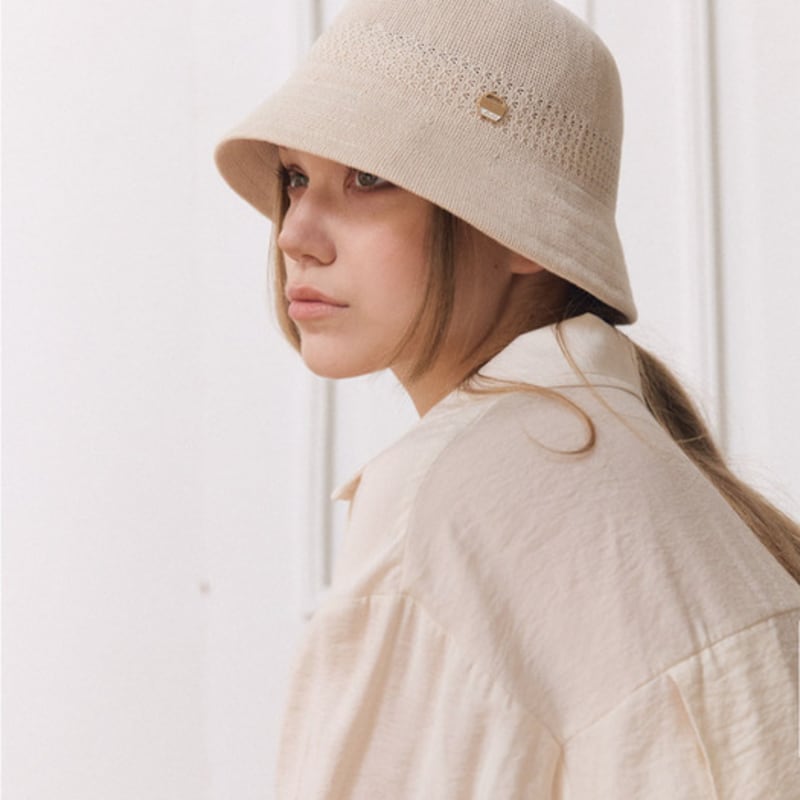 Панама ACCLET с центральным узором H024BE beige
Панама ACCLET с центральным узором H024BE beige