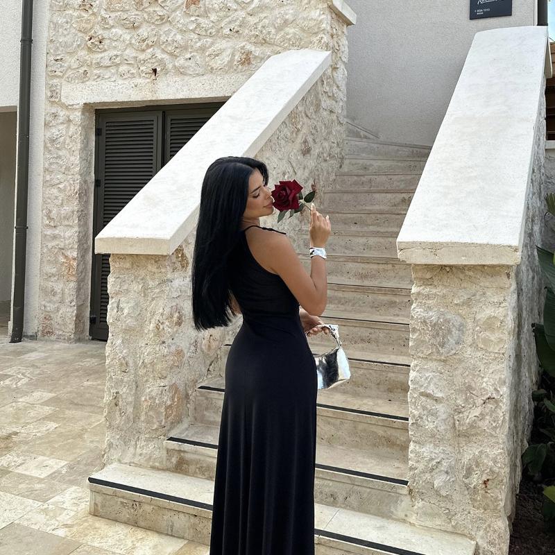 Сексуальное плиссированное облегающее длинное темпераментное платье Private L чёрный
Сексуальное плиссированное облегающее длинное темпераментное платье Private L чёрный