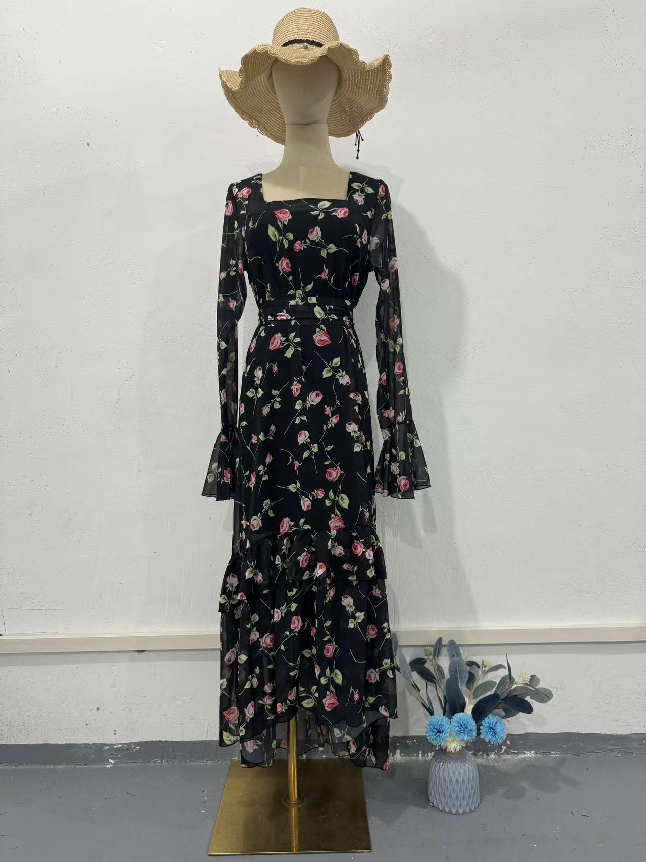 European American Chiffon Dress with Irregular Ruffles, Patchwork Design, and Rose Blue Spring 2024 Style. XXL чёрный/ярко-розовый
European American Chiffon Dress with Irregular Ruffles, Patchwork Design, and Rose Blue Spring 2024 Style. XXL чёрный/ярко-розовый