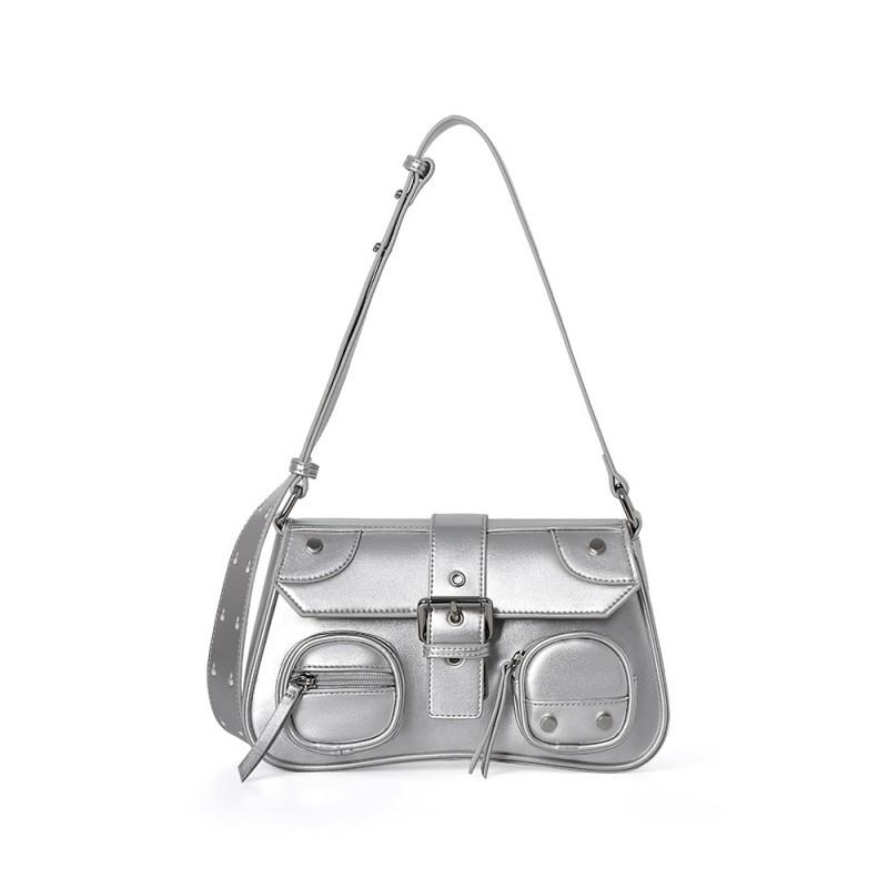 Cross Shoulder Bag Women Sweet Cool Motorcycle Style Large Capacity Fashionable Versatile Double Pocket Mailman Spicy Girl Armpit Length 26x Width 7.5x Height 15.5cm
Cross Shoulder Bag Women Sweet Cool Motorcycle Style Large Capacity Fashionable Versatile Double Pocket Mailman Spicy Girl Armpit Length 26x Width 7.5x Height 15.5cm