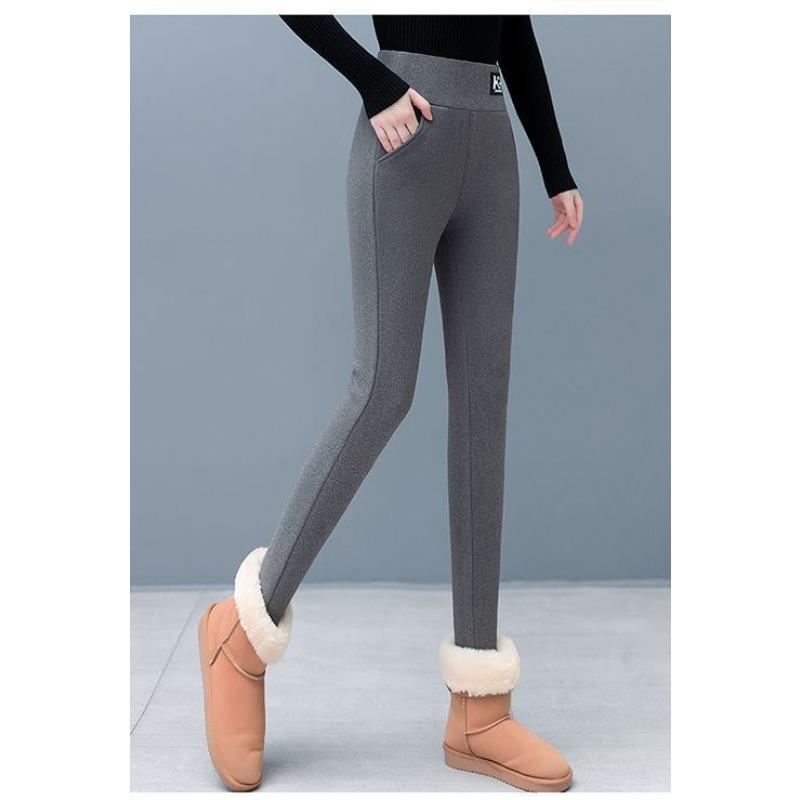 Носите обтягивающие леггинсы для девочек осенью и зимой. Новые облегающие брюки-карандаш с высокой талией из утолщенного бархата для маленьких ножек. XXL серый
Носите обтягивающие леггинсы для девочек осенью и зимой. Новые облегающие брюки-карандаш с высокой талией из утолщенного бархата для маленьких ножек. XXL серый