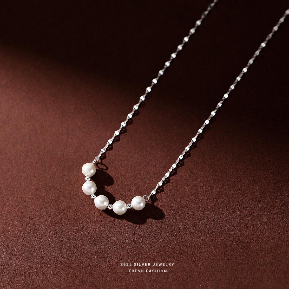 925 Sterling Silver Light Luxury Simple Pearl Necklace Clavicle Chain for Women French Temperament Wedding Jewelry Accessories срібний
925 Sterling Silver Light Luxury Simple Pearl Necklace Clavicle Chain for Women French Temperament Wedding Jewelry Accessories срібний